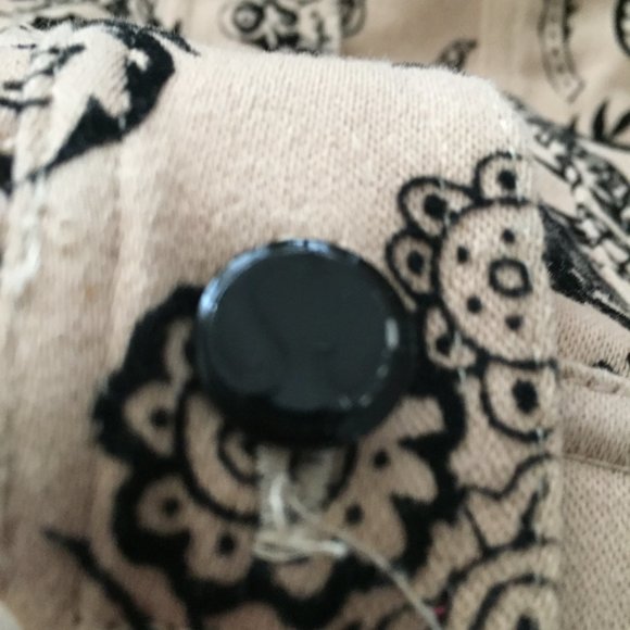 Classic Beige Jacket with Black Velvet Flowers St John Sport by Marie Grey - Picture 7 of 12